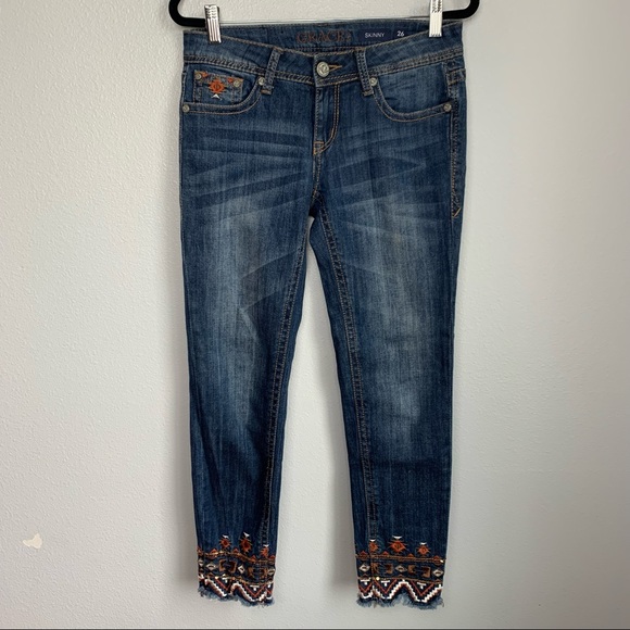 Gracie in LA Embroidered Raw Hem Skinny Jeans Size 26 - Picture 3 of 5